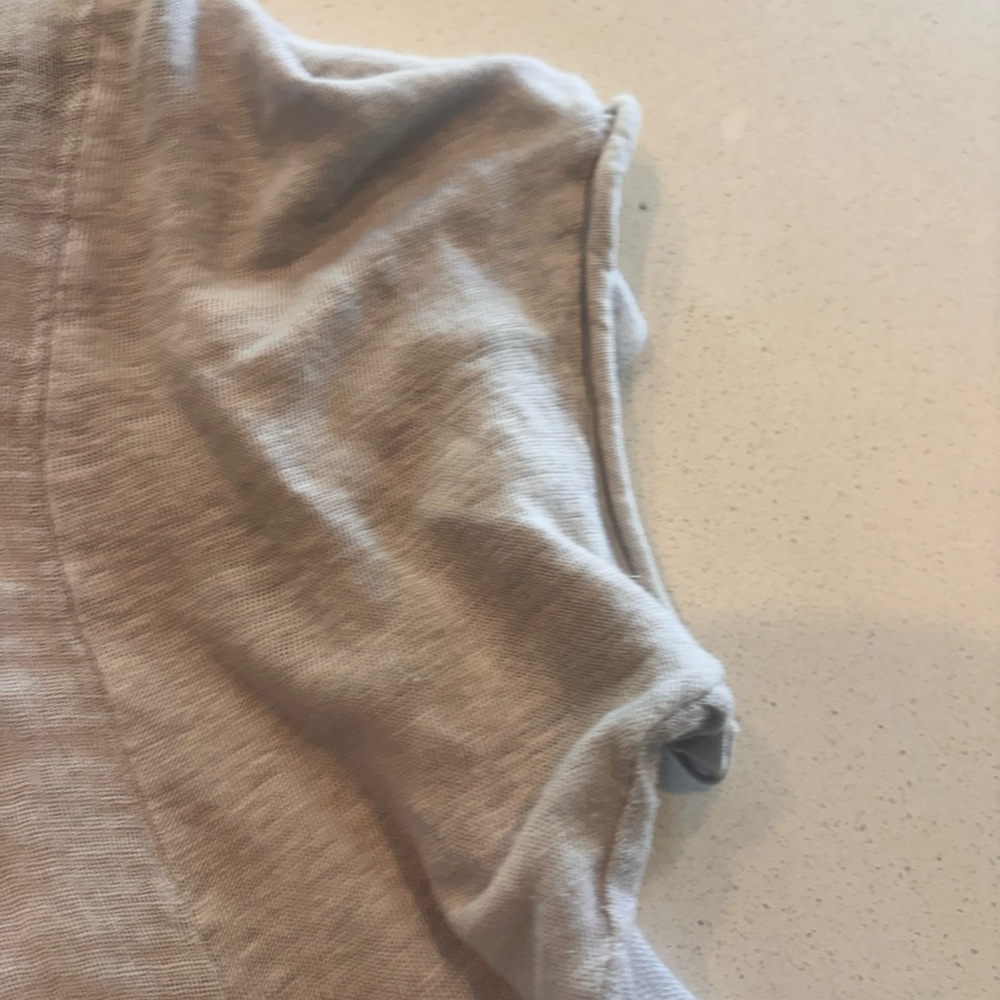 Am Basic Collection Light Gray Short Sleeve Top - image 3